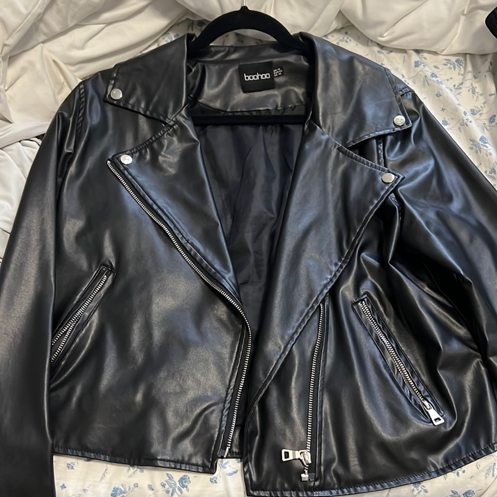 Women’s Leather Jacket